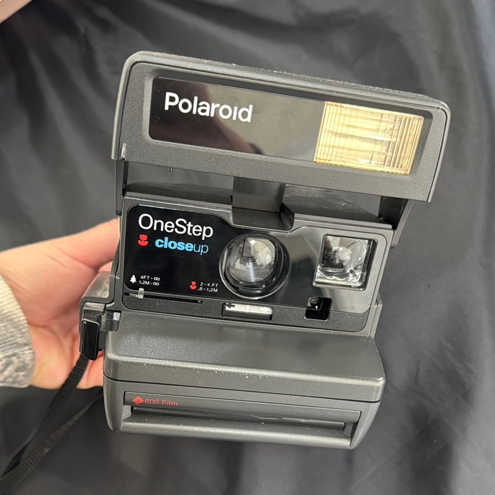 Polaroid OneStep CloseUp Instant Camera - Black